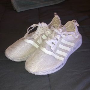 Adidas Sneakers